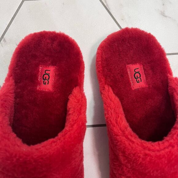Ugg Red Fluff You Slip On Plush Slippers Size 8 Mens - Picture 3 of 7